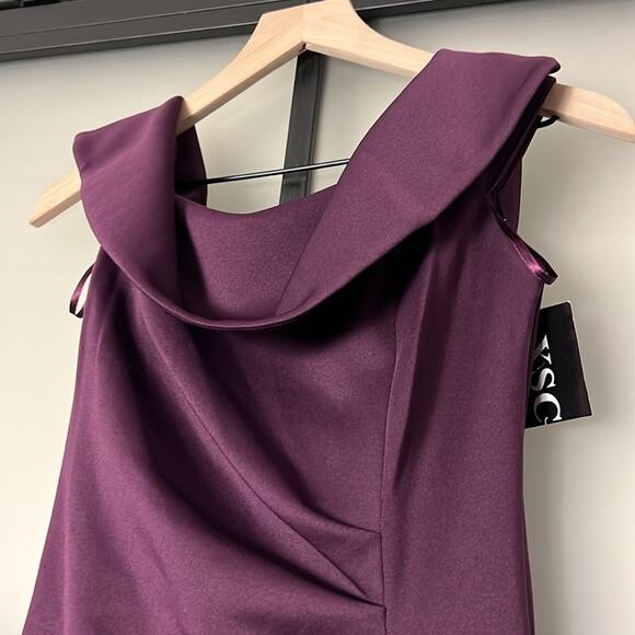 NEW XSCAPE "Adriana" Long Scuba Crepe Off the Shoulder Dress Size 6 - Picture 6 of 10